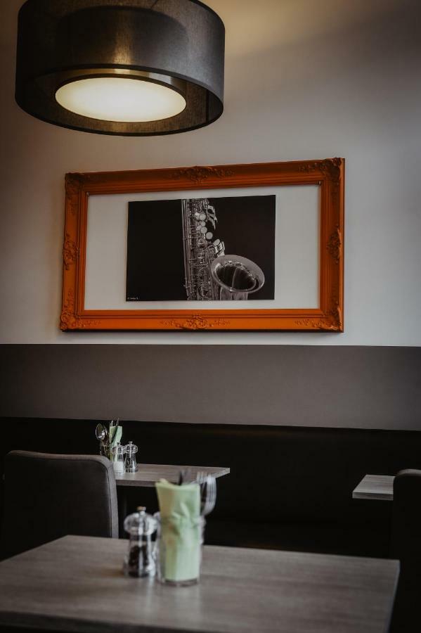 Cote Sax Bed And Breakfast Dinant Bagian luar foto