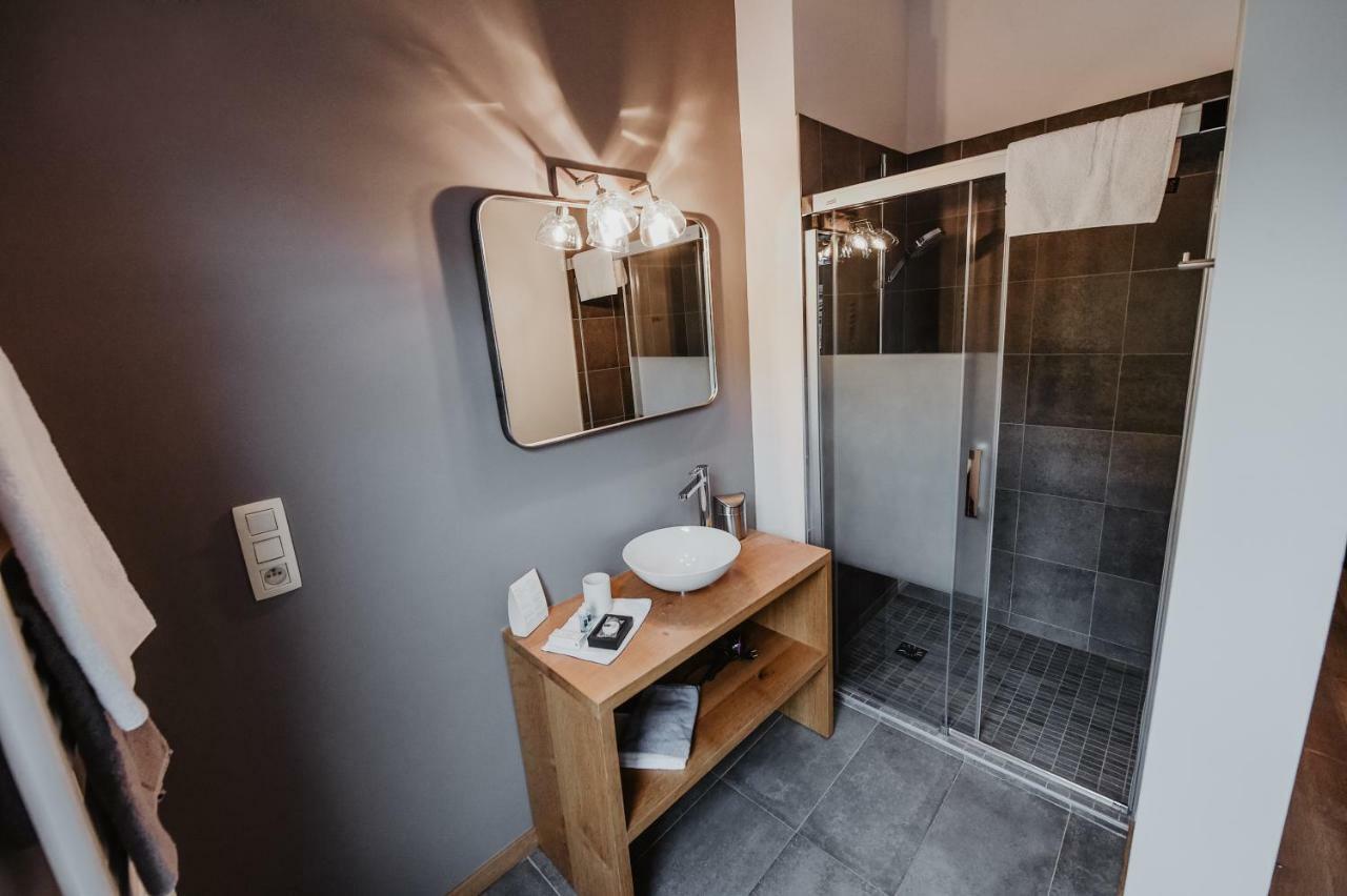 Cote Sax Bed And Breakfast Dinant Bagian luar foto